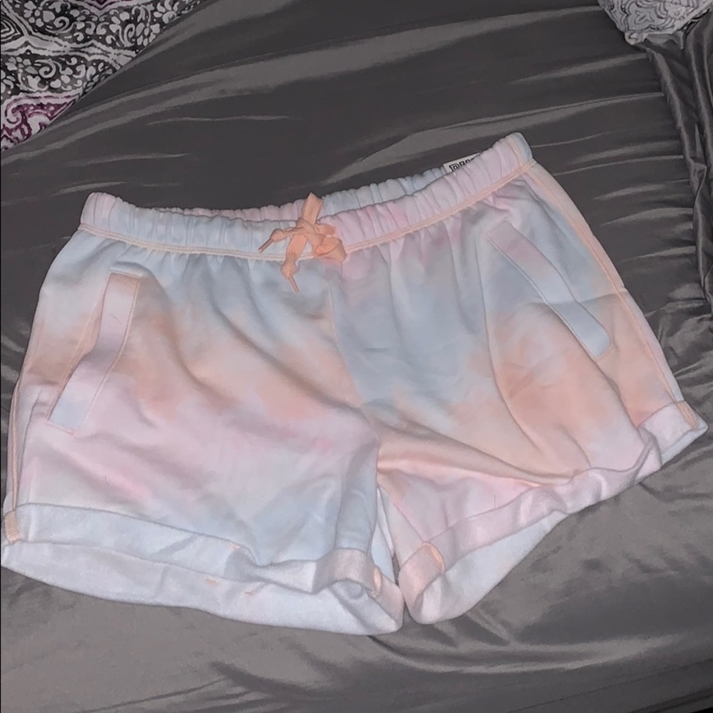 Victoria’s Secret Pink BF Lounge Shorts- Tie Dye